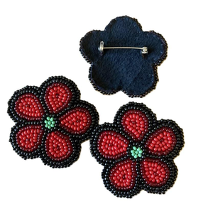 Broche papillon de broderie décorative faite avec des perles de rocaille Broche de broderie perlée de perles élégantes Cadeau par glowin fashion - Product Image 5