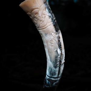 Corne à boire en corne de buffle véritable de qualité supérieure, support métallique, artisanat naturel, écologique, fait à la main, pour une expérience premium - Product Image 6