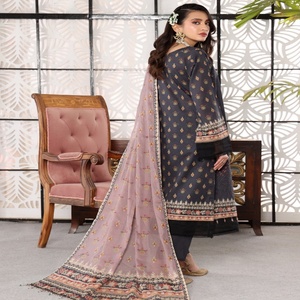 Costumes de pelouse 3 pièces pour femmes Dr Haris Brand's Collection cousue en vente complète robe longue indienne pakistanaise pour les fêtes Volume - Product Image 3