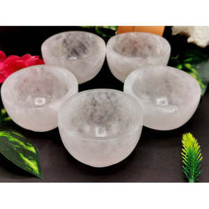 Magnifiques bols ronds en quartz rose sculptés à la main - 3 pouces de diamètre et 200 g (0,44 lb) - UN SEUL BOL - Product Image 5