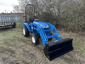 Tracteur multifonctionnel haute performance LS Mini 20HP 4x4 avec chargeuse-pelleteuse et tondeuse rotative, garantie moteur 3 ans, 60 pouces - Product Image 6