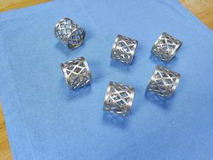 ผ้าเช็ดปากอลูมิเนียมขายดีเครื่องครัวชุดโต๊ะรับประทานอาหารราคาถูกแฮนด์เมดเป็นมิตรกับสิ่งแวดล้อมทันสมัยสำหรับงานเลี้ยง - Product Image 3