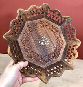 Cuenco de madera tallado a mano vintage y bandeja con incrustaciones hecha en India elegante bandeja de madera para servir para decoración del hogar - Product Image 1