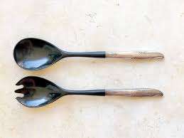 Outils à salade tendance meilleure qualité vraie corne cuillère et fourchette prix de gros lumière foncée buffle corne de boeuf solide salade serveur couverts - Product Image 4