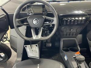 พร้อมจัดส่ง ZForce 950 HO EX ปี 2023 - Product Image 2