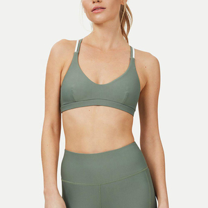 Sujetador deportivo transpirable personalizable y mallas entrenamiento Fitness Wear conjuntos de Yoga para Mujeres fabricante superior de Pakistán - Product Image 5