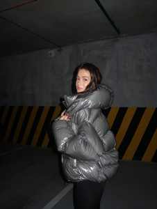 Custom High Quality Design Cotton-<b>padded</b> <b>Jacket</b> Oversize <b>Women's</b> Cotton Down Foam Winter Custom Down Street Wear <b>Jacket</b> Raincoat - Product Image 5