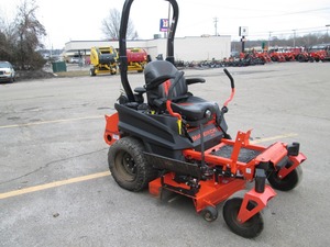 Tondeuse à gazon professionnelle à essence Bad Boy Lawn Mower Maverick B10-250 - Product Image 1