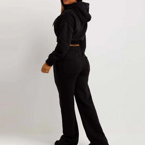 ชุดวอร์มครอปผู้หญิงพรีเมียมรุ่นล่าสุดปี 2025 คุณภาพดี เสื้อตัวยาว เสื้อตัวสั้น ดีไซน์ใหม่ทันสมัย เสื้อผ้าสีพื้นสำหรับฤดูหนาว รับผลิตแบบ OEM - Product Image 3