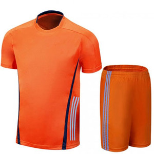 Nueva moda personalizada sublimada ropa de fútbol secado rápido deportes al aire libre uniforme estilo superior Anti-retráctil mejor precio uniformes en Stock - Product Image 3