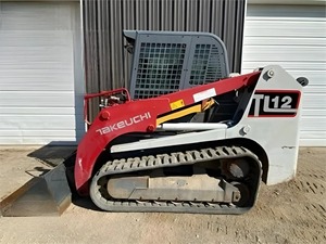 El superventas 2012 TAKEUCHI TL12 CE EPA Aprobado Farm Skid Steer Loader Tecnología innovadora Sin problemas y fuerte - Product Image 5