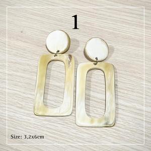 Boucles d'oreilles en corne de buffle faites à la main de luxe, bijoux de mode naturels et durables - Product Image 4