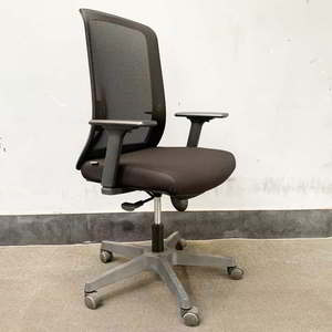 Chaise de bureau ergonomique Mandy-D 02 HOGVP069 pivotante de qualité supérieure avec appui-tête réglable en hauteur, design contemporain pour la maison, l'atelier et la chambre à coucher - Product Image 3