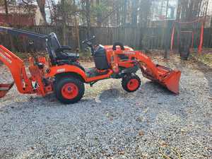 Mejor Precio de Fábrica, Mini Tractor Kubota BX-23S, Motor Diésel de 23HP con Cargador Frontal de Alta Resistencia para Jardín - Product Image 2