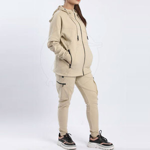 Best Quality Women's Winter Outdoor <b>Track</b> <b>Suit</b> Quick Dry 2 in 1 Design Hooded Polyester/Nylon Material - Product Image 3