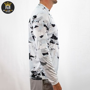 Cómodo hecho a medida de talla grande ropa de calle tela de algodón pesado sublimación nuevo diseño de manga larga cuello redondo hombres camisas de pesca - Product Image 2