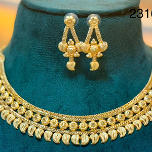Conjunto de collar y pendientes de oro elegante de 24 quilates, diseño intrincado en forma de pera Vintage para boda y fiesta, joyería de cobre - Product Image 1