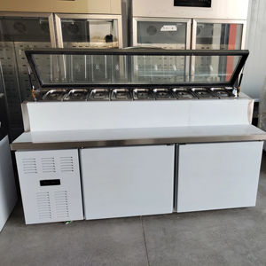 <span class=keywords><strong>Mesa</strong></span> de Preparación de Pizza y Barra de Sándwiches de Acero Inoxidable Comercial con Enfriamiento Directo y Refrigerador Abierto con Enfriamiento por Aire - Product Image 1