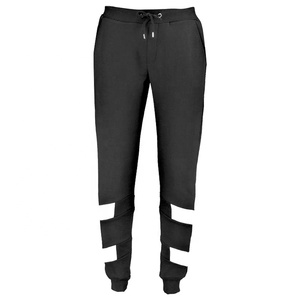 Pantalons de jogging décontractés pour hommes TIMELY WEARS, fabrication pakistanaise, en toile de polyester légère, taille mi-élastique, séchage rapide - Product Image 1
