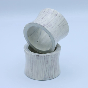 Rond de serviette en résine et bois bois d'acacia bois fait à la main ronds de serviette décoratifs boîte à mouchoirs vente chaude maison et cuisine - Product Image 2