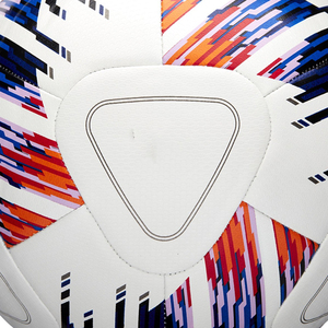Logo personnalisé fabriqué au Pakistan ballons de pied/ballons de football/ballon de football durable de la meilleure qualité - Product Image 6