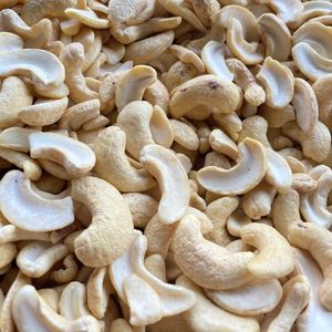 เม็ดมะม่วงหิมพานต์จากเวียดนามส่งออกไปยังเอเชียยุโรปตะวันออกกลาง - Product Image 1
