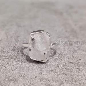 Bague pour femme en pierre de lune arc-en-ciel naturelle, pierre de naissance de juin, martelée, cadeau de Noël, bijoux faits à la main, bague en argent sterling 925 - Product Image 3