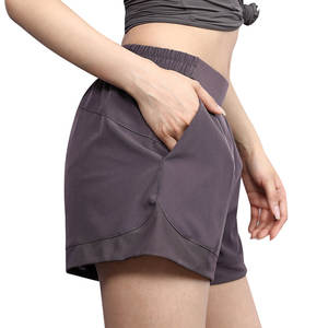 Pantalones cortos de gimnasio para correr de cintura alta para mujer hechos a medida al por mayor poliéster Spandex tela de yoga atlética botín transpirable sólido - Product Image 2