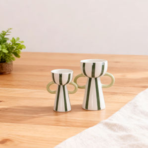 Vente en gros, grande carafe moderne en céramique blanche, <span class=keywords><strong>pichet</strong></span> avec <span class=keywords><strong>vase</strong></span> mode à rayures bonbon pour décoration intérieure fleurie - Product Image 2