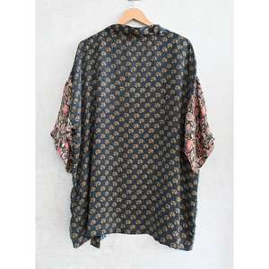 Bata Kimono de Talla Grande hasta la Rodilla, Transpirable, con Parches de Seda, Estampado Indio Hecho a Mano, Ropa de Dormir Boho - Product Image 4