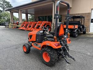 Kubota BX2380รถแทรกเตอร์2024ล้อ4WD 4x4ประเภทไดรฟ์70-100HP กำลังไฟที่มี4แกนส่วนประกอบปั๊มเครื่องยนต์เกียร์ขนาดเล็ก - Product Image 6