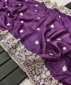 LOOK RICHE OR BRODERIE ET SEQUENCE TRAVAIL SAREE AVEC BLOUSE NON COUCHÉE VÊTEMENT DE FÊTE PRIX DE GROS VÊTEMENT ETHNIQUE VIOLET - Product Image 3