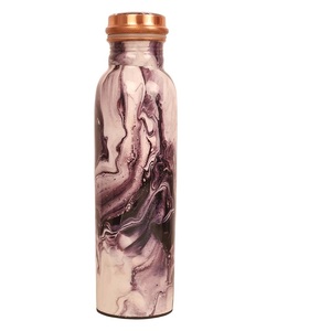 Bouteilles d'eau en cuivre pur 100% conçues de luxe pour la santé quotidienne verres et accessoires bénéfiques aux prix de gros - Product Image 3