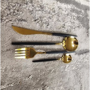 Juego de regalo personalizado con grabado de cubiertos de 4 piezas de acero inoxidable negro y dorado, regalo de inauguración de la casa - Product Image 2