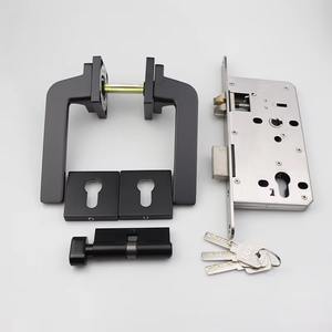 Elegante manija de puerta plateada hecha a mano para decoración del hogar de alta gama, ajuste perfecto para la entrada de la habitación de la puerta principal o interiores de hoteles de la India - Product Image 5