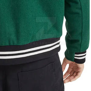 เสื้อแจ็คเก็ตเลตเตอร์แมนผู้ชาย คุณภาพสูง ผ้าฝ้าย 100% สำหรับฤดูหนาว คอตั้ง ปักโลโก้ด้านหน้า ออกแบบเองได้ กันลม ระบายอากาศ รักษาสิ่งแวดล้อม - Product Image 6