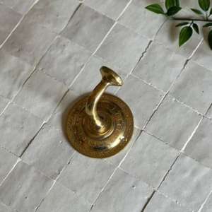 Brass Keyholder Hooks with Unique Antique-inspired Designs & Ideal for Adding a Rustic Charm to Your Entryway Decor - Product Image 1