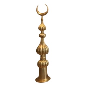 Minaretes de latón hechos a mano de alta calidad, artesanías árabes de estilo religioso con decoración hermosa de Metal acabado pulido - Product Image 3