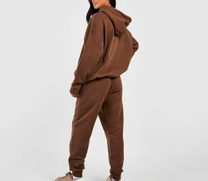 Design exclusif à bas prix Pull Survêtement pour femme Top tendance Survêtement Offre Spéciale de haute qualité avec poids léger - Product Image 2