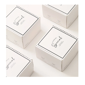 Boîtes à gâteaux jetables en papier kraft personnalisées, plastification mate à fente pour pâtisseries, art pour aliments, matériaux recyclés - Product Image 1