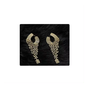 Haute sur demande Accessoires de bijoux de mode Boucle d'oreille en diamant naturel avec forme personnalisée disponible à un prix abordable - Product Image 2