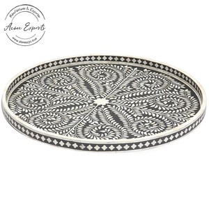 Bandeja de servicio de madera redonda elegante con Plato decorativo duradero de diseño negro perfecto para comedor y decoración del hogar - Product Image 5