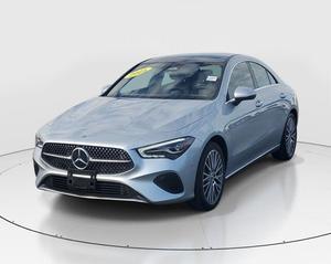 EN SOLDE! Vente aux enchères par courtier pour berline d'occasion 2025 BenzCLA 250 FWD à usage commercial - Product Image 1