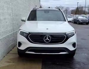 HAUTE QUALITÉ 2023 Mer ce des-Be nz EQB 300 4MATIC SUV de qualité industrielle parfaitement utilisé - Product Image 4