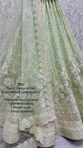 Sofisticado diseñador bordado desgaste del partido Lehenga Choli fantasía lentejuelas Dori trabajo A-Line silueta Catedral tren bodas - Product Image 2