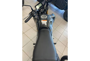 Prêt à expédier la moto Gromm ABS 2024 - Product Image 3