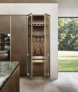 Juego de Muebles de Cocina Modernos de Lujo Estilo Italiano, Isla de Cocina Modular con Cubierta de Mármol Verde Esmeralda y Acabado Metálico en Latón - Product Image 2