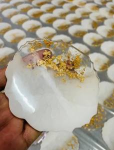 Dessous de verre en résine fait main pour la décoration de table de cuisine à la maison Dessous de verre en résine d'Inde - Product Image 3