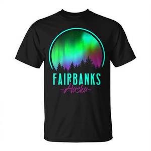 Camiseta promocional de viaje a Fairbanks, Alaska, con diseño de auroras boreales - Product Image 3