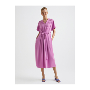Robe midi en satin BGN avec col en V, décontractée, modèle turc S23D375 - Product Image 2